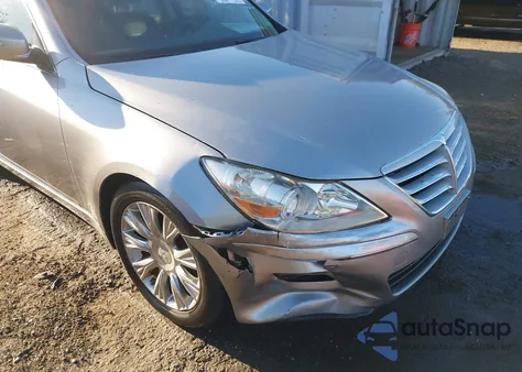 2011 Hyundai Genesis 3.8 from USA, damaged, VIN KMHGC4DE3BU124452